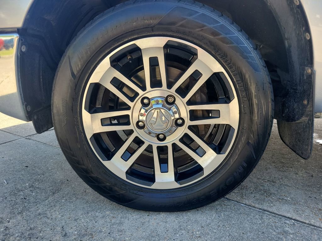 Used 2012 Toyota Tundra SR5 w/ SR5 Pkg image 27