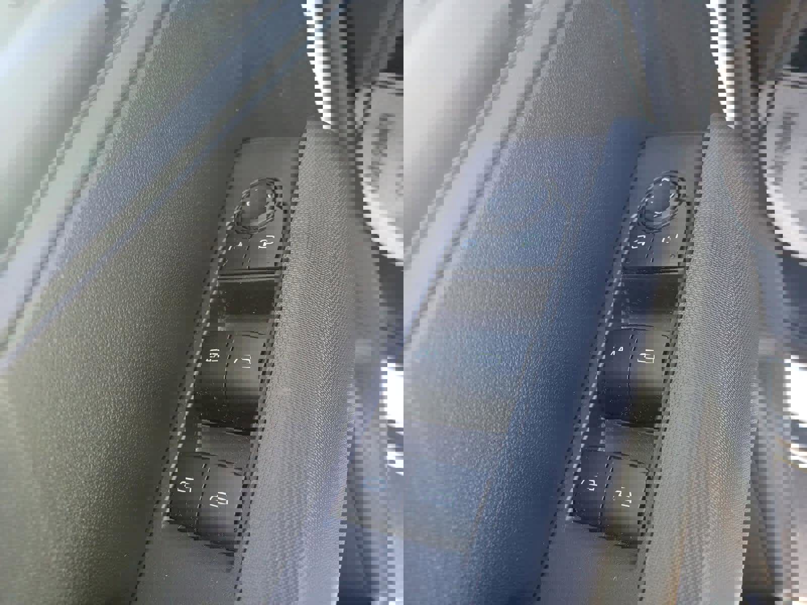 Used 2024 Chevrolet Colorado Trail Boss w/ Advanced Trailering Package image 12