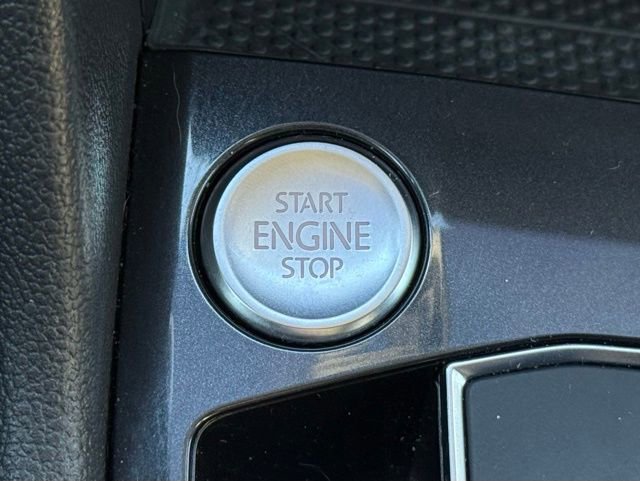 Used 2021 Volkswagen Tiguan SEL w/ 2-Row Tiguan MDO Package image 28