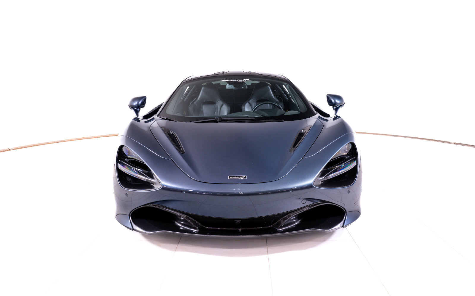 Used 2019 McLaren 720S RWD image 8