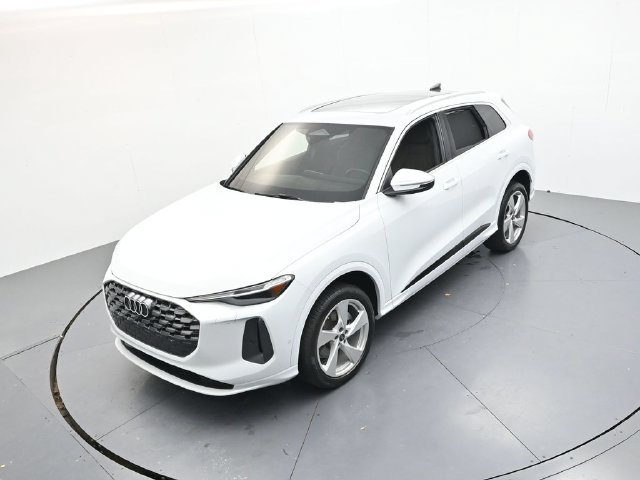 Used 2025 Audi Q5 Premium Plus AWD/4WD image 36