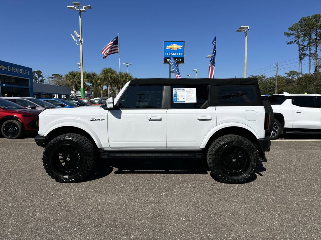 Used 2022 Ford Bronco Outer Banks AWD/4WD image 13