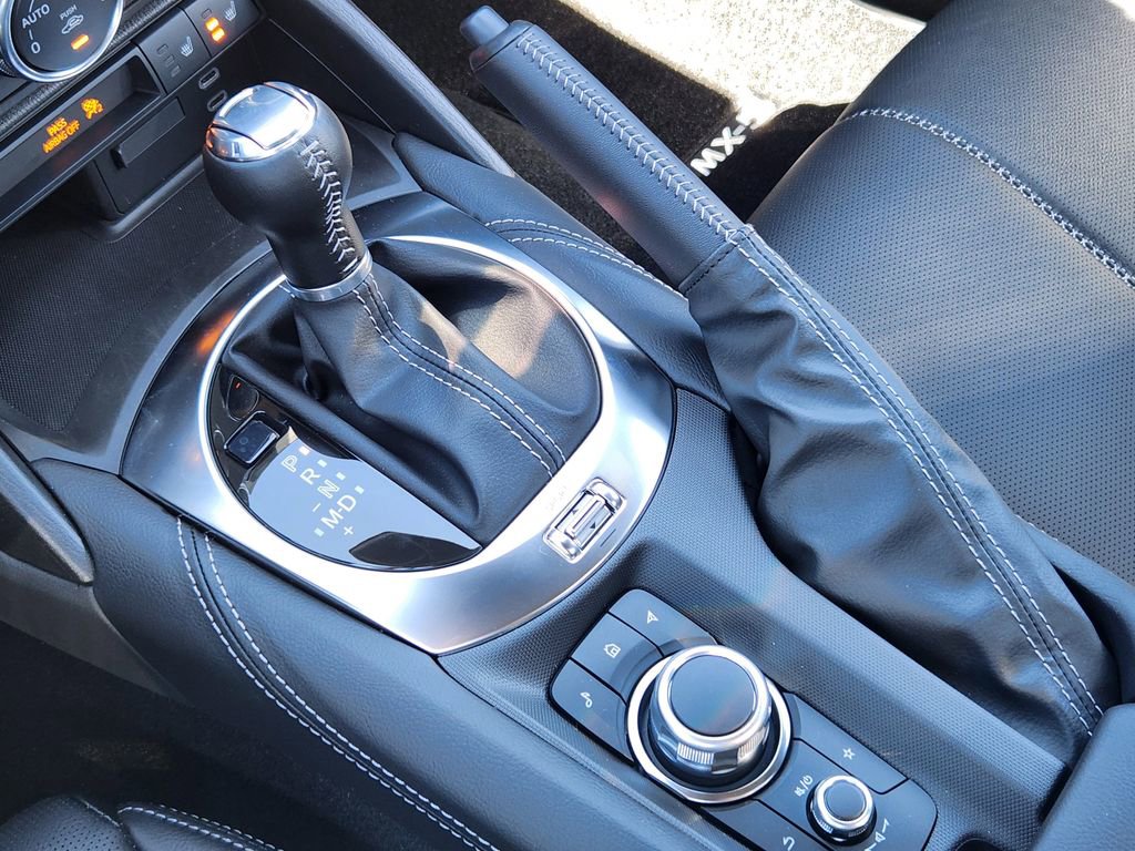New 2026 MAZDA MX-5 Miata RF Grand Touring RWD image 11