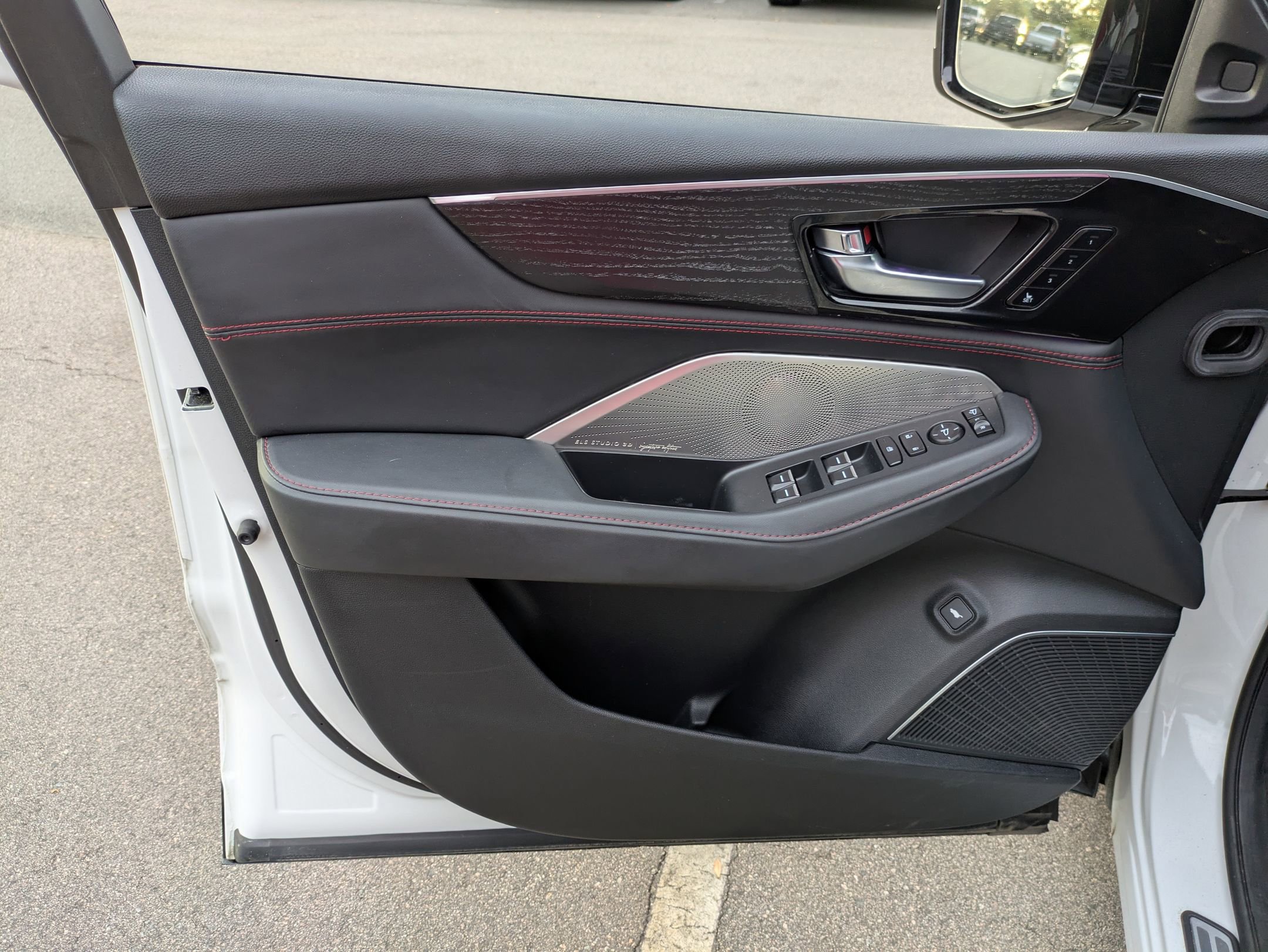 Used 2023 Acura MDX Type S image 16