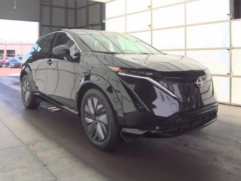 Used 2023 Nissan Ariya FWD image 4