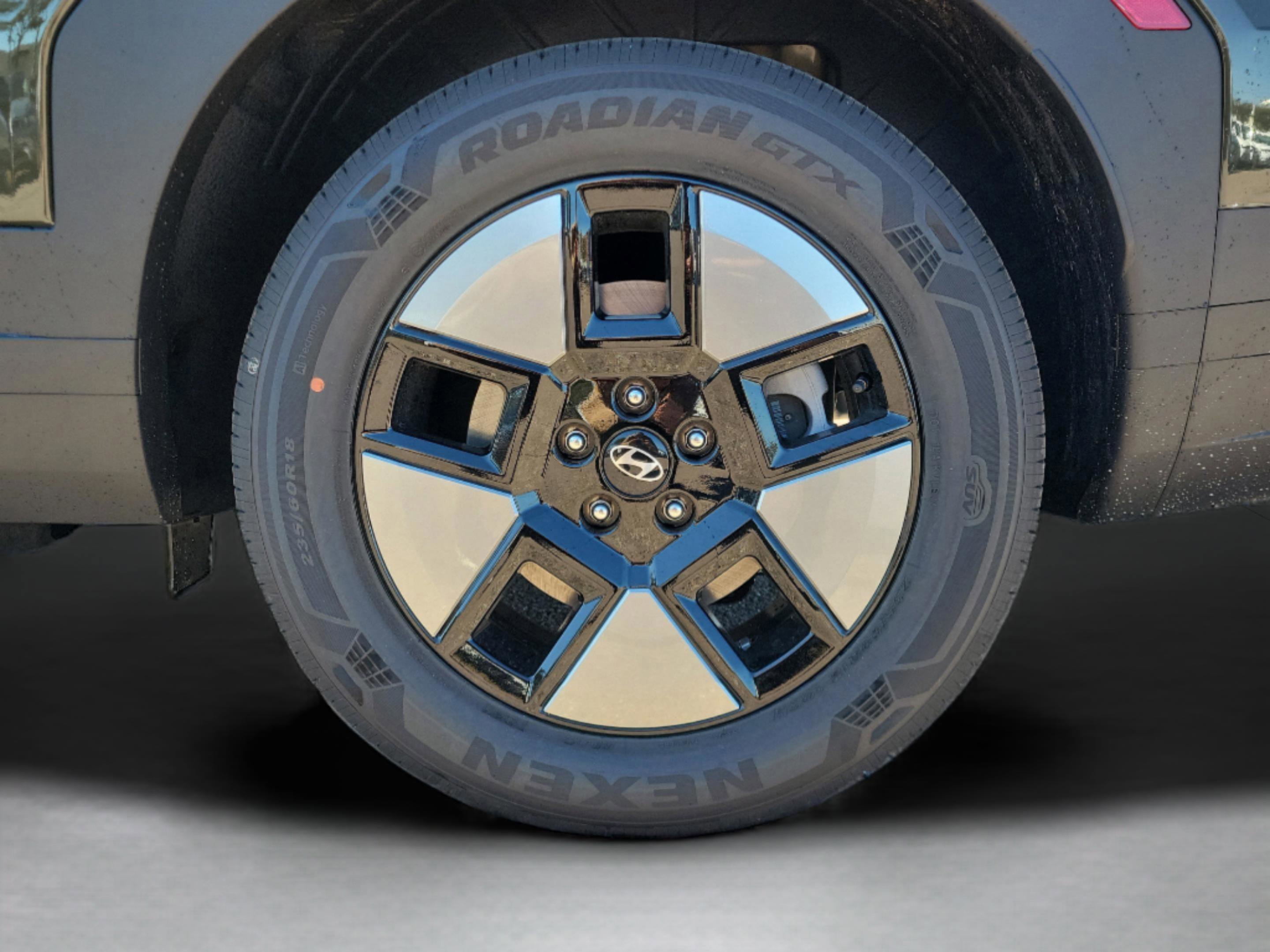 New 2026 Hyundai Santa Fe SEL image 3