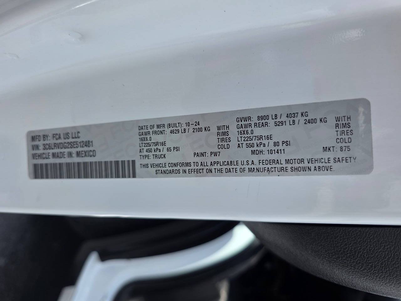 Used 2025 RAM ProMaster 2500 w/ Convenience Group FWD image 23