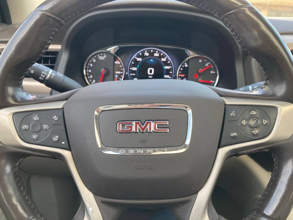 Used 2018 GMC Acadia Denali w/ Technology Package FWD image 20