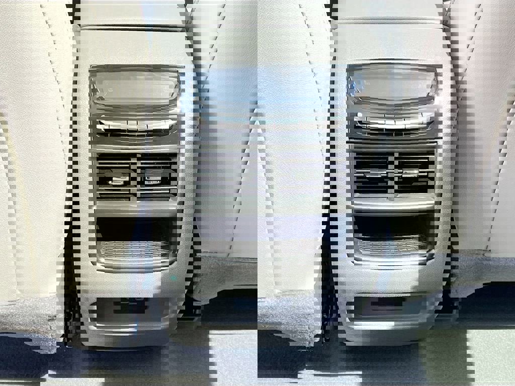 New 2026 Cadillac XT5 Premium Luxury image 32