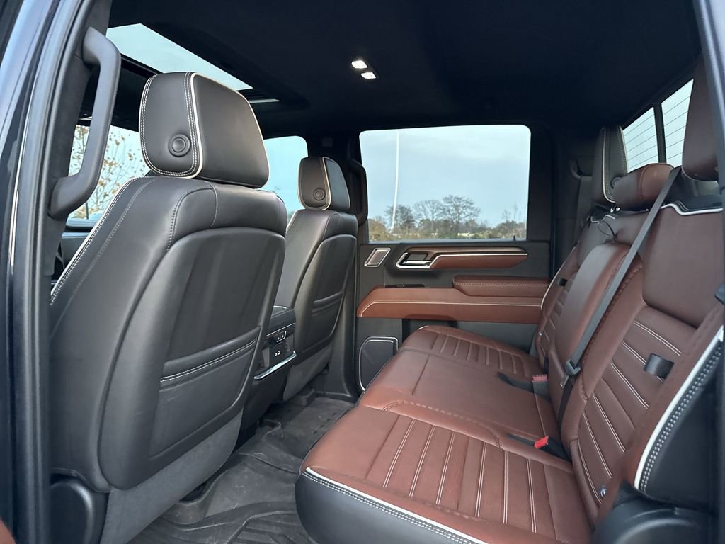 Certified 2024 GMC Sierra 2500 Denali Ultimate image 32