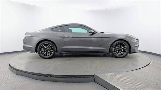 Used 2020 Ford Mustang Premium RWD image 9
