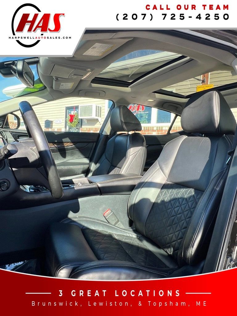 Used 2017 Nissan Maxima Platinum FWD image 11