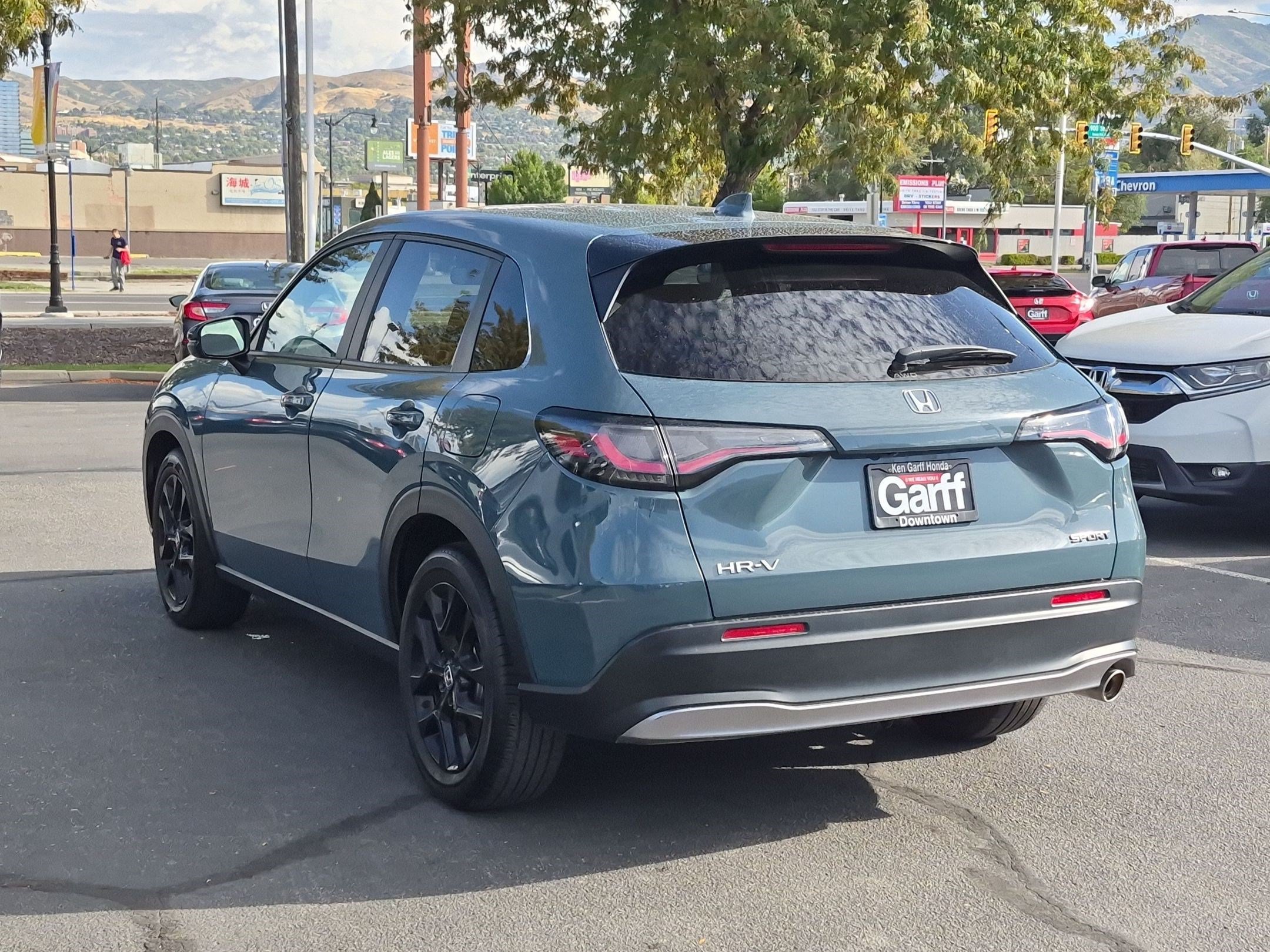 Certified 2025 Honda HR-V Sport image 8