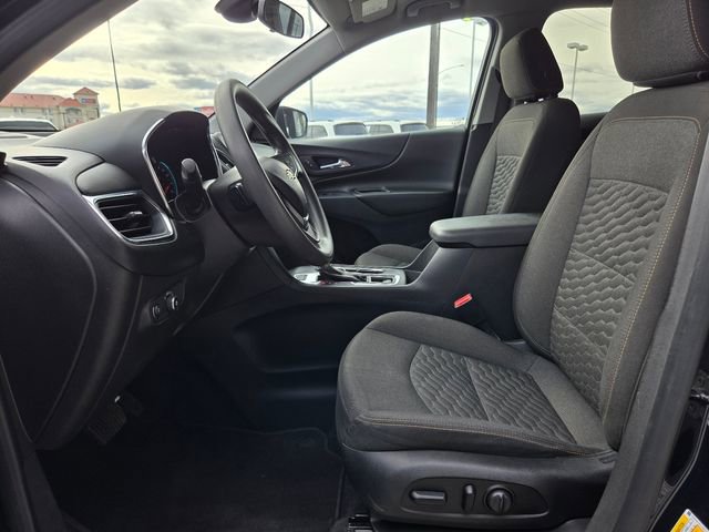 Used 2021 Chevrolet Equinox LT image 3