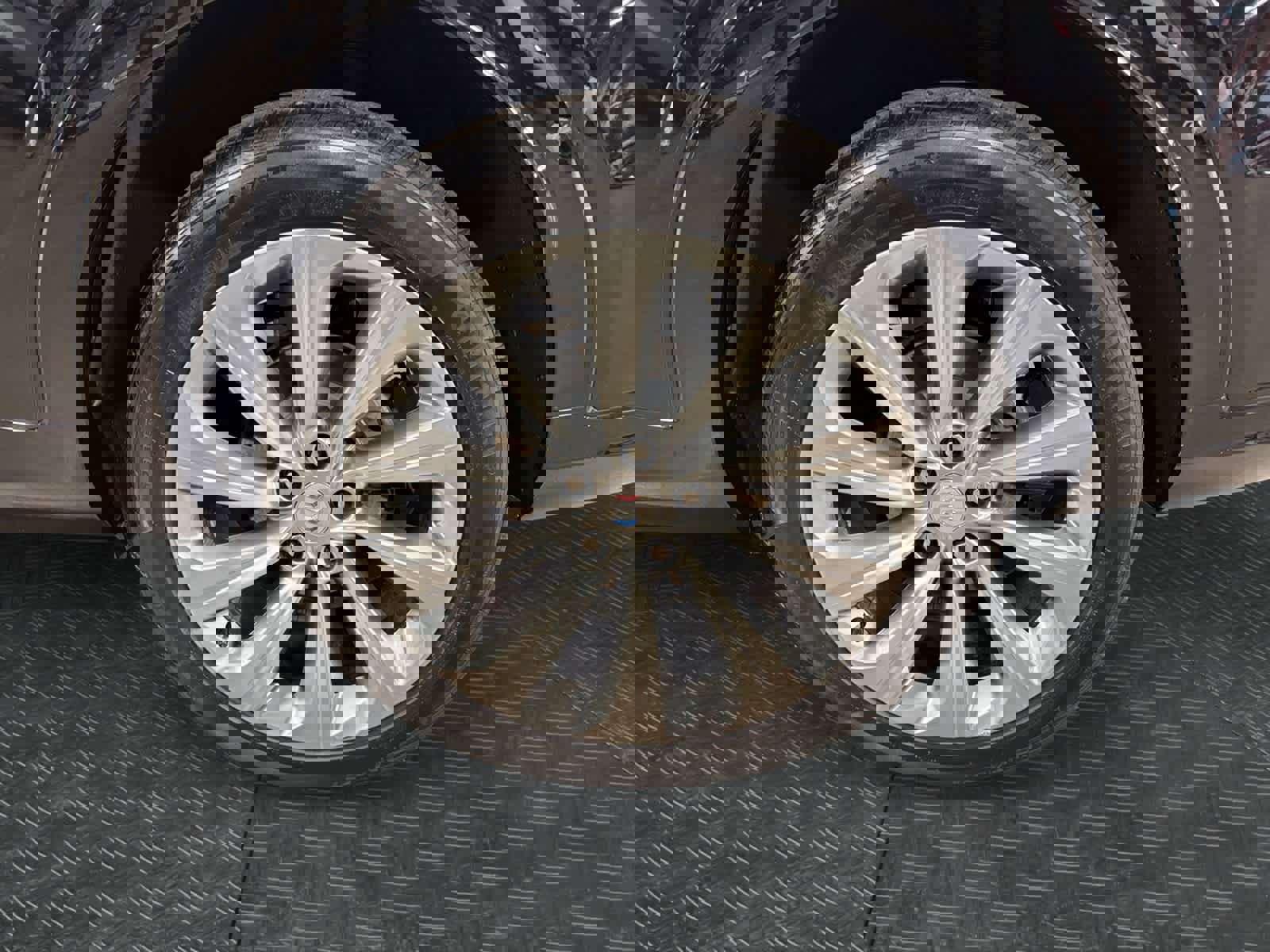 Used 2025 Buick Envista Avenir FWD image 15