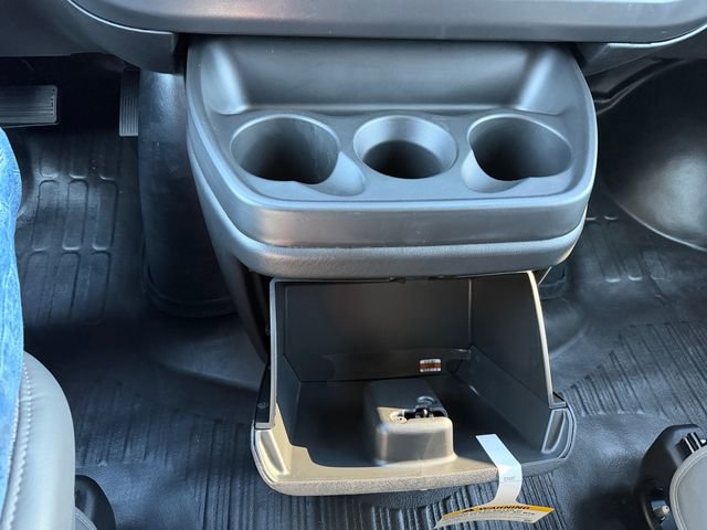 New 2025 Chevrolet Express 3500 w/ Driver Convenience Package image 24