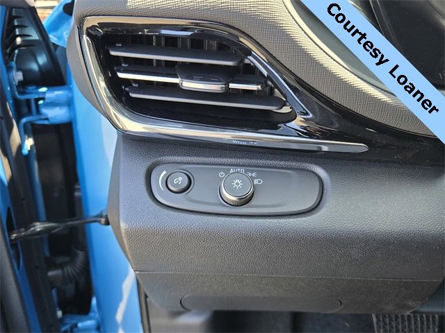 Used 2025 Buick Envista Sport Touring w/ Advanced Safety Package image 18