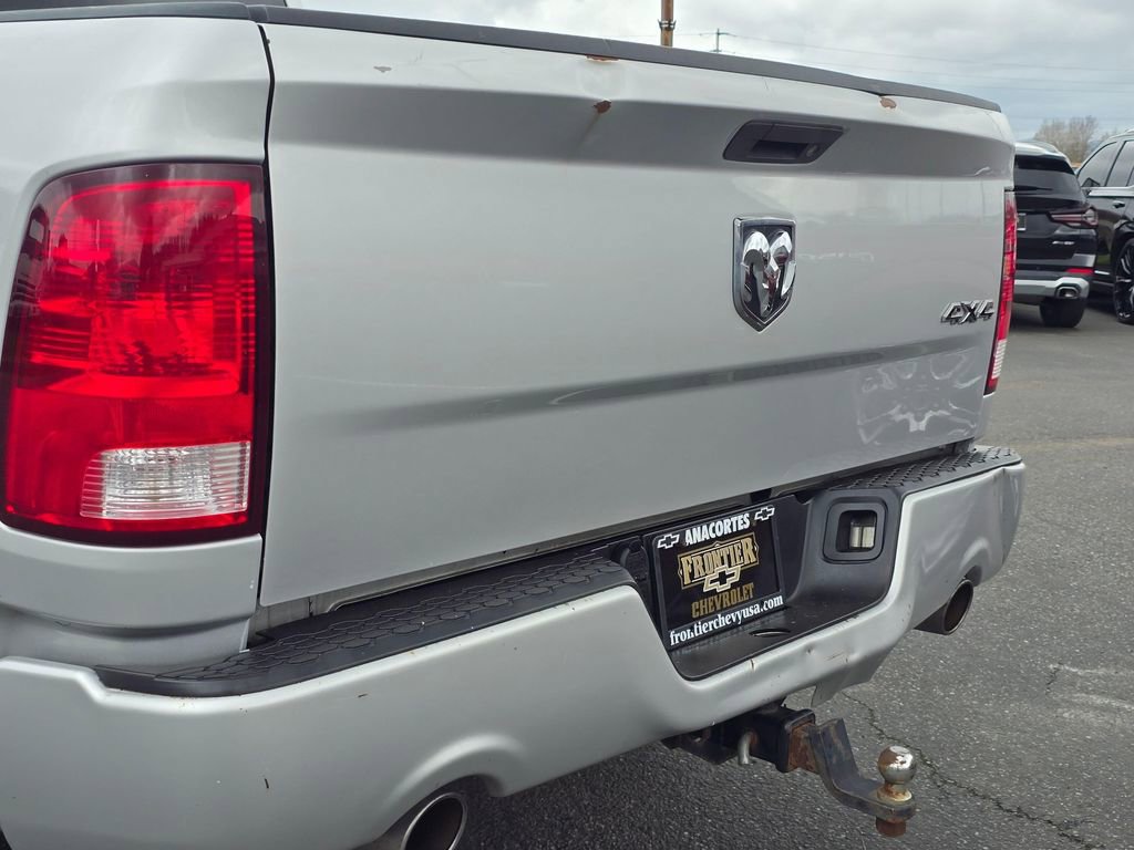 Used 2017 RAM 1500 Express w/ Express Value Package AWD/4WD image 6