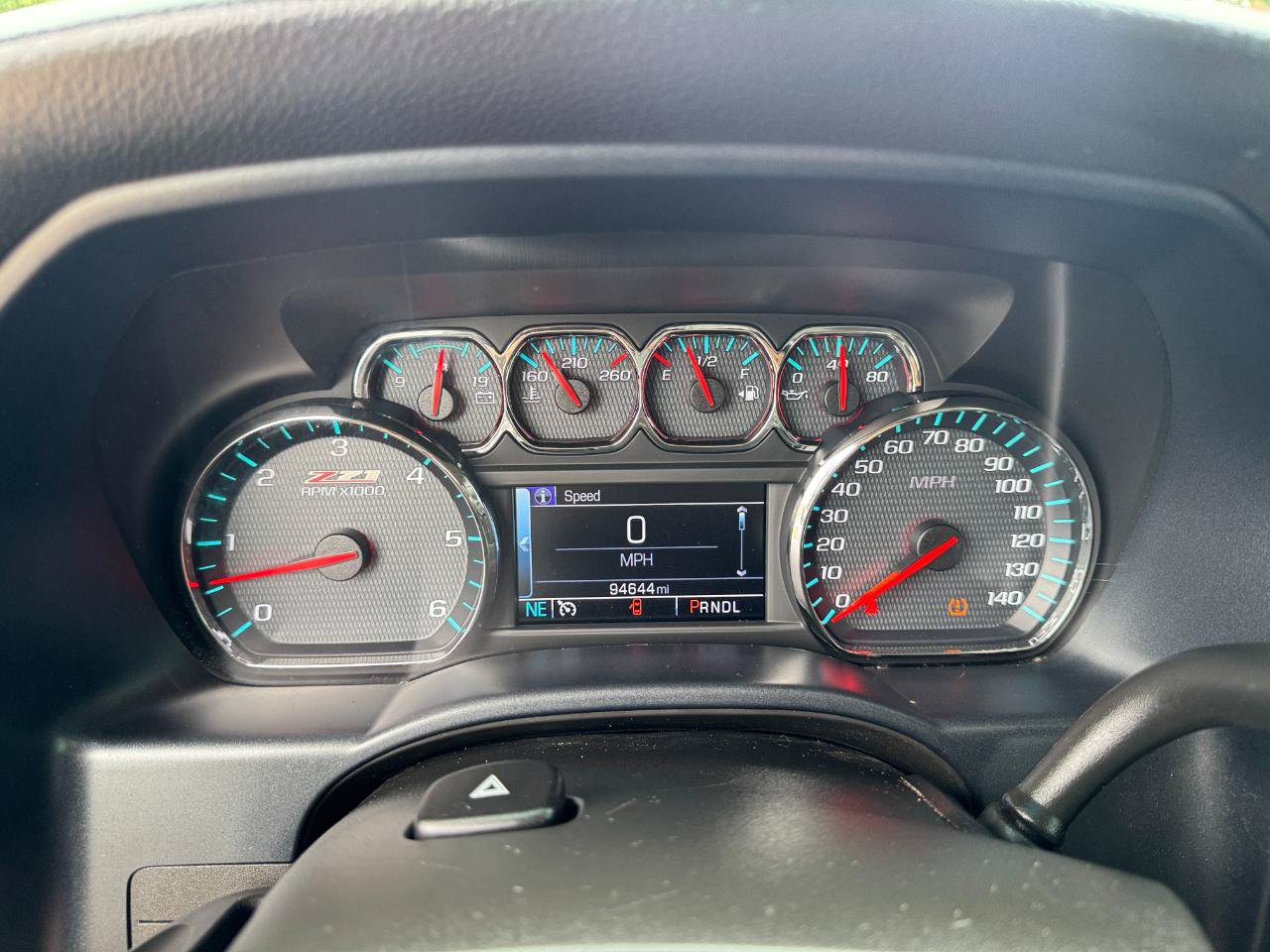 Used 2018 Chevrolet Silverado 1500 LT w/ All Star Edition AWD/4WD image 44