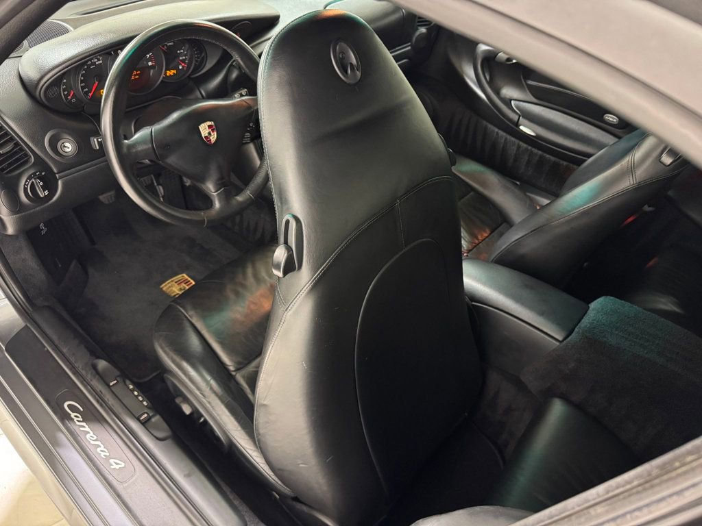 Used 2002 Porsche 911 Cabriolet image 40