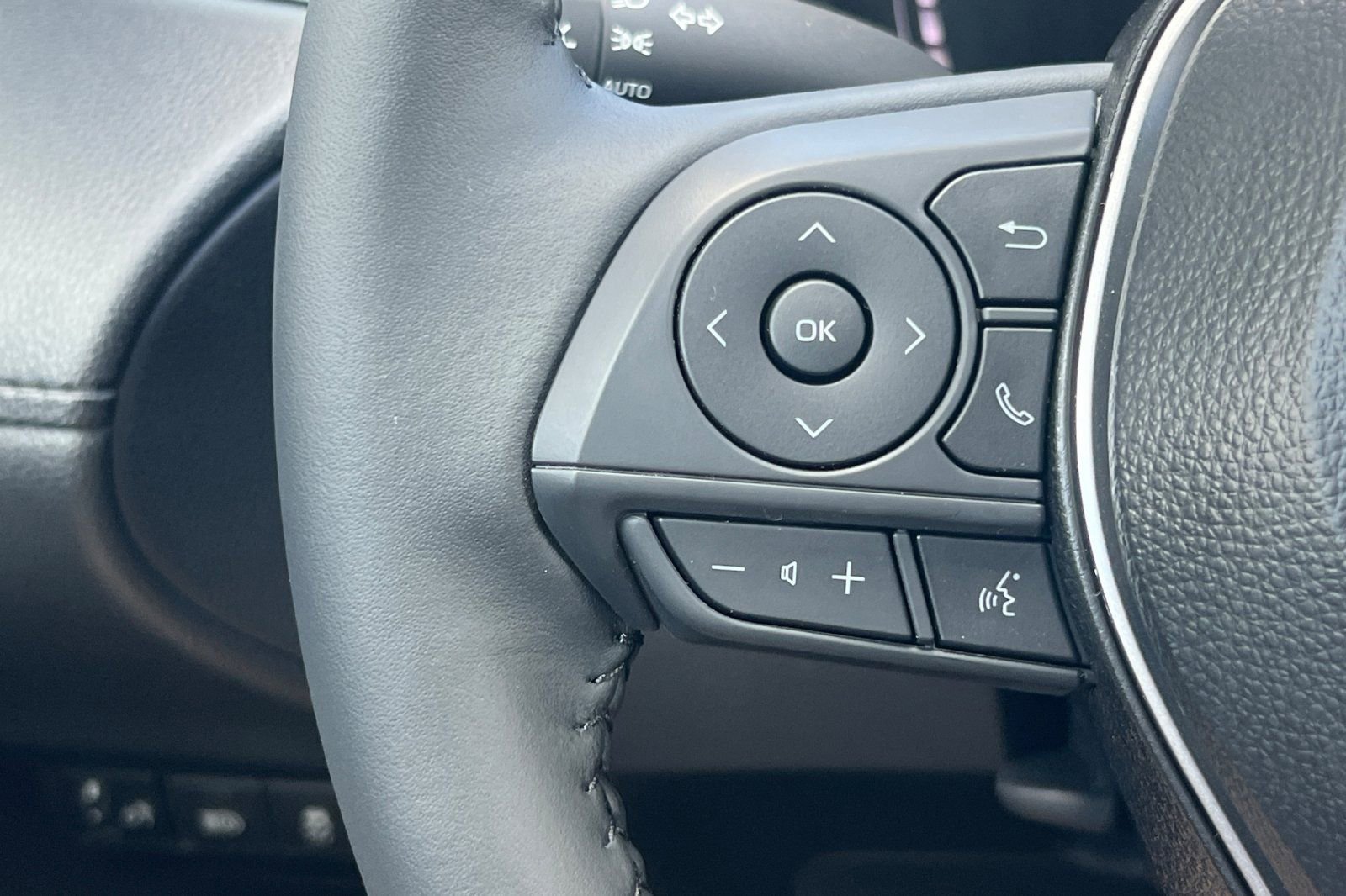 New 2026 Toyota Corolla Cross LE image 27