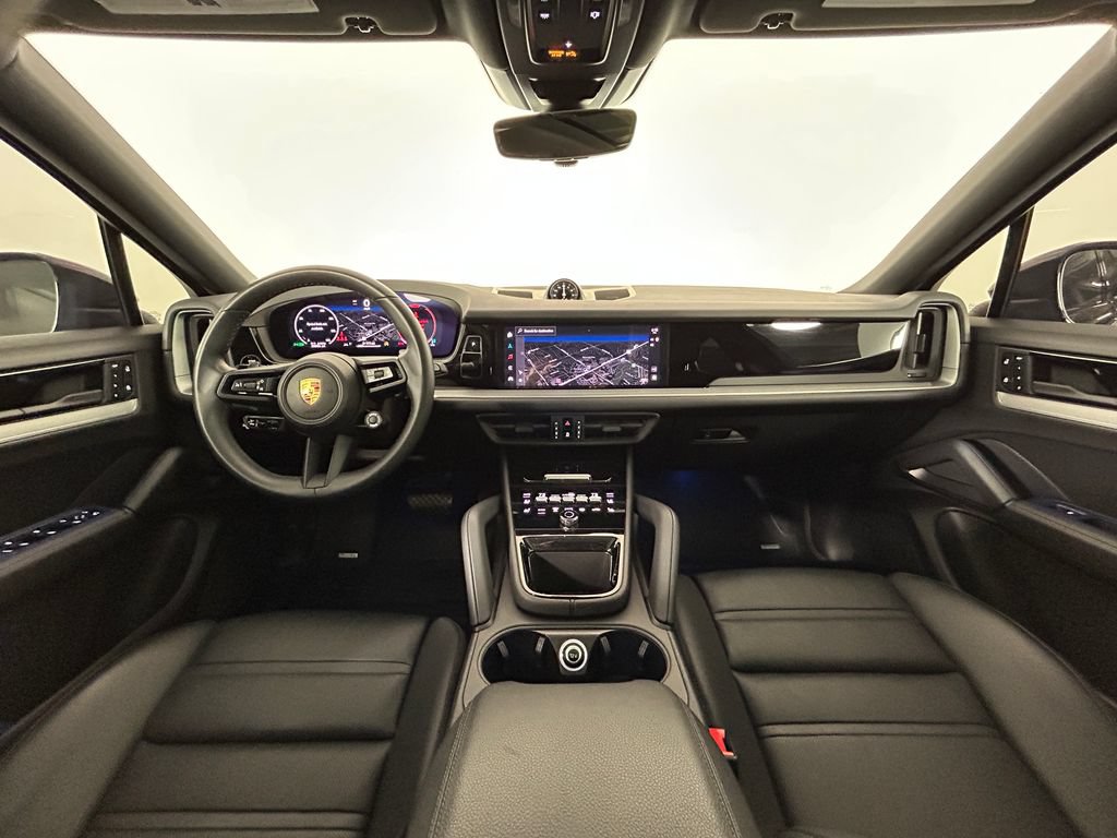 Used 2024 Porsche Cayenne Coupe AWD/4WD image 13