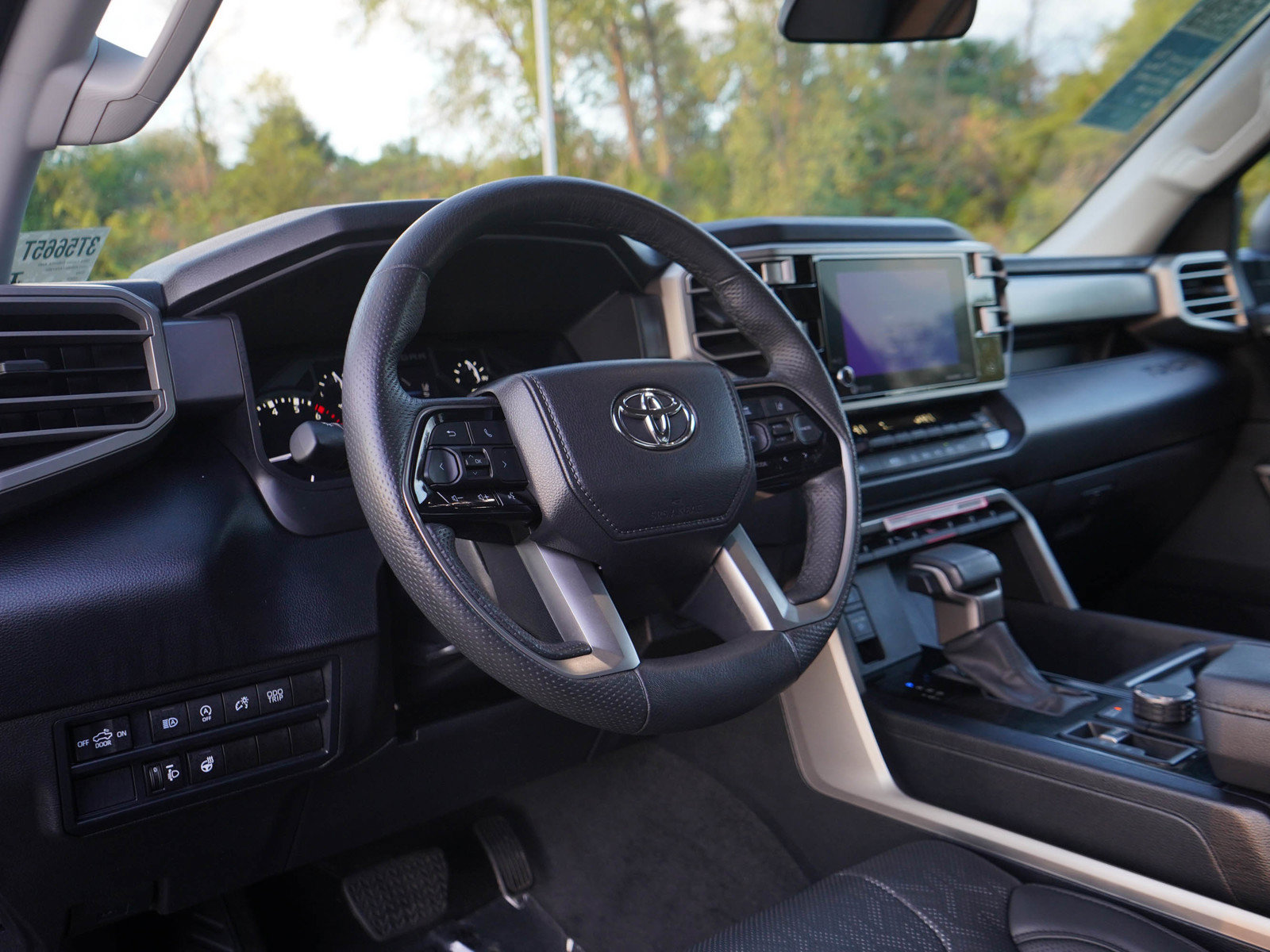 Used 2024 Toyota Tundra SR5 w/ SR5 Premium Package AWD/4WD image 25