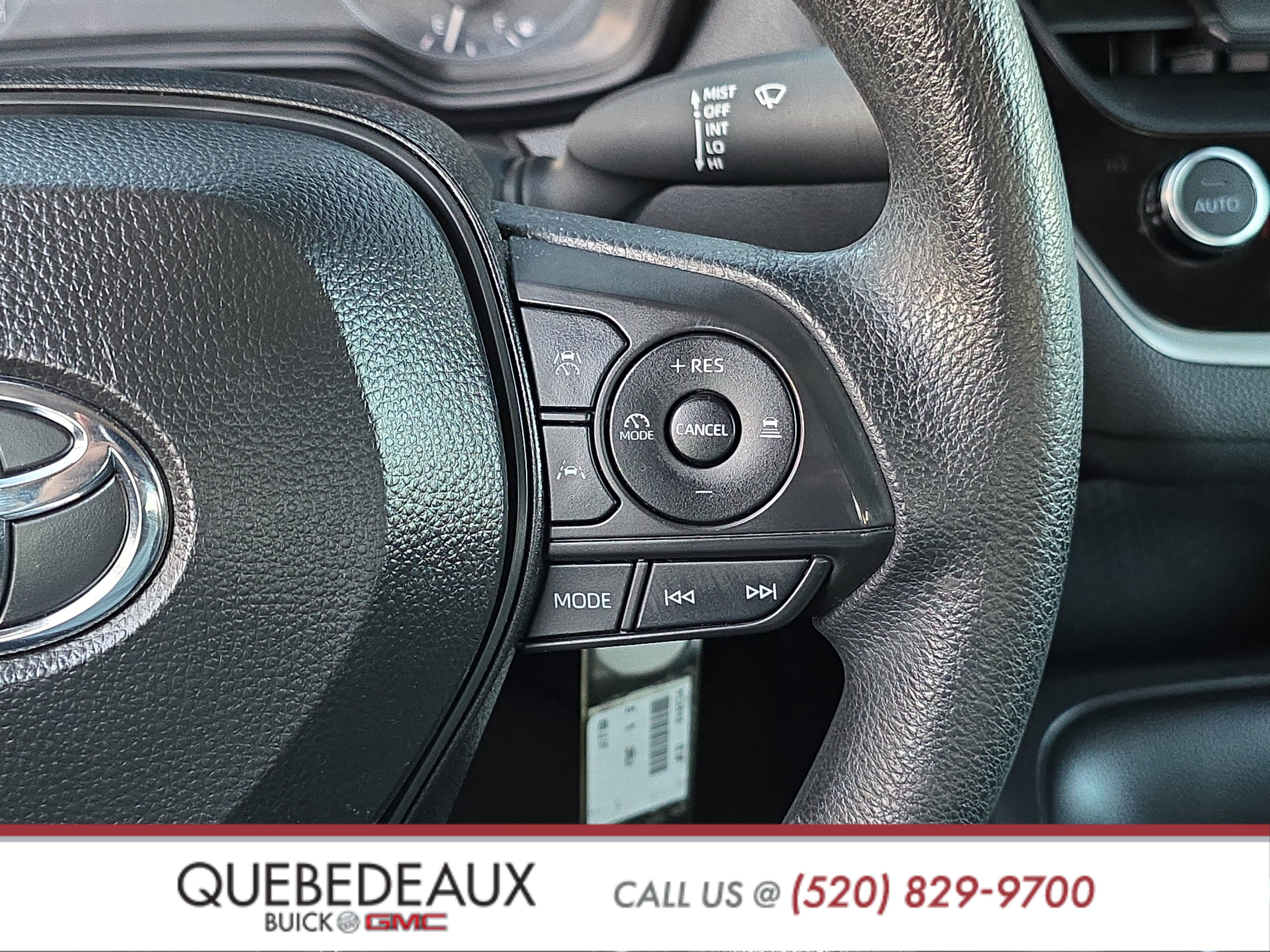 Used 2025 Toyota Corolla LE FWD image 13