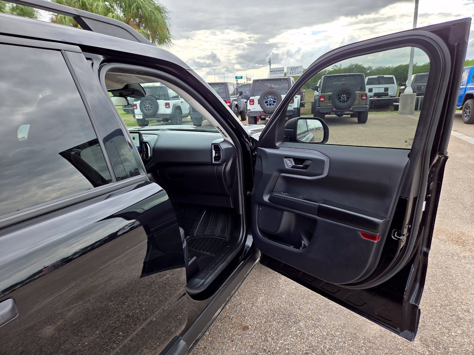 Used 2024 Ford Bronco Sport Big Bend AWD/4WD image 18