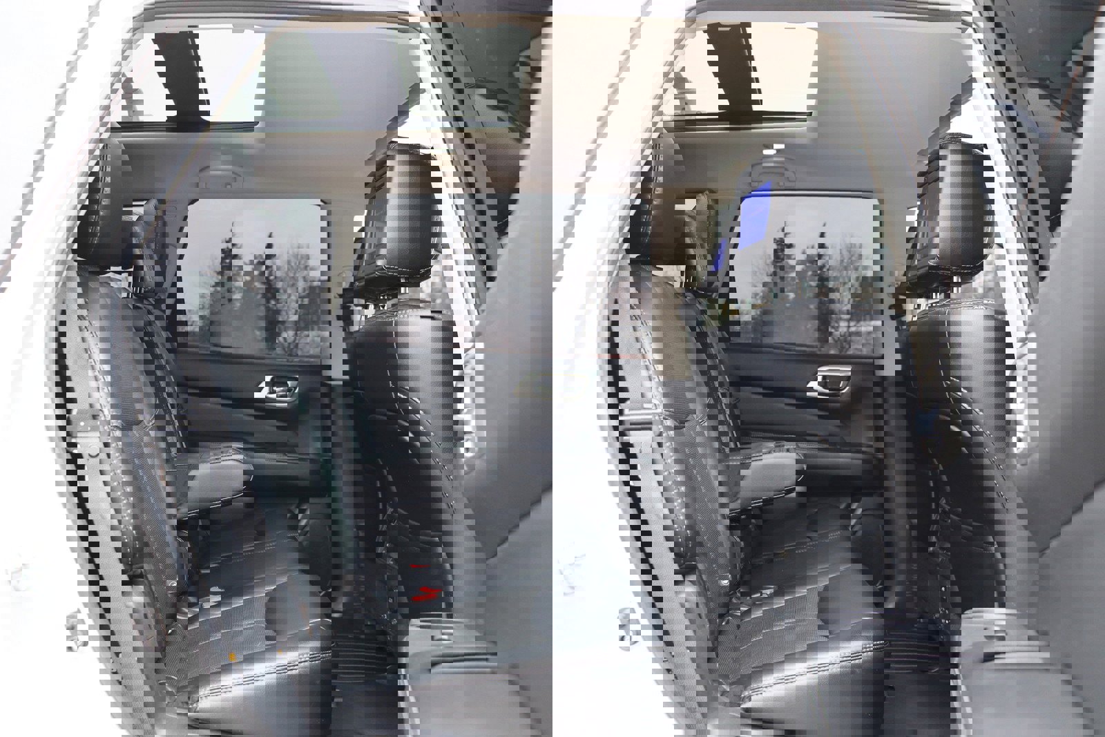 Used 2014 Nissan Pathfinder Platinum w/ Platinum Premium Package image 19