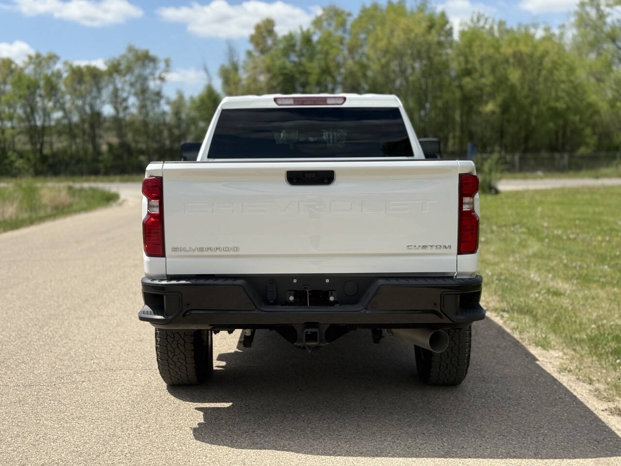 Used 2025 Chevrolet Silverado 2500 Custom w/ Custom Value Package AWD/4WD image 6