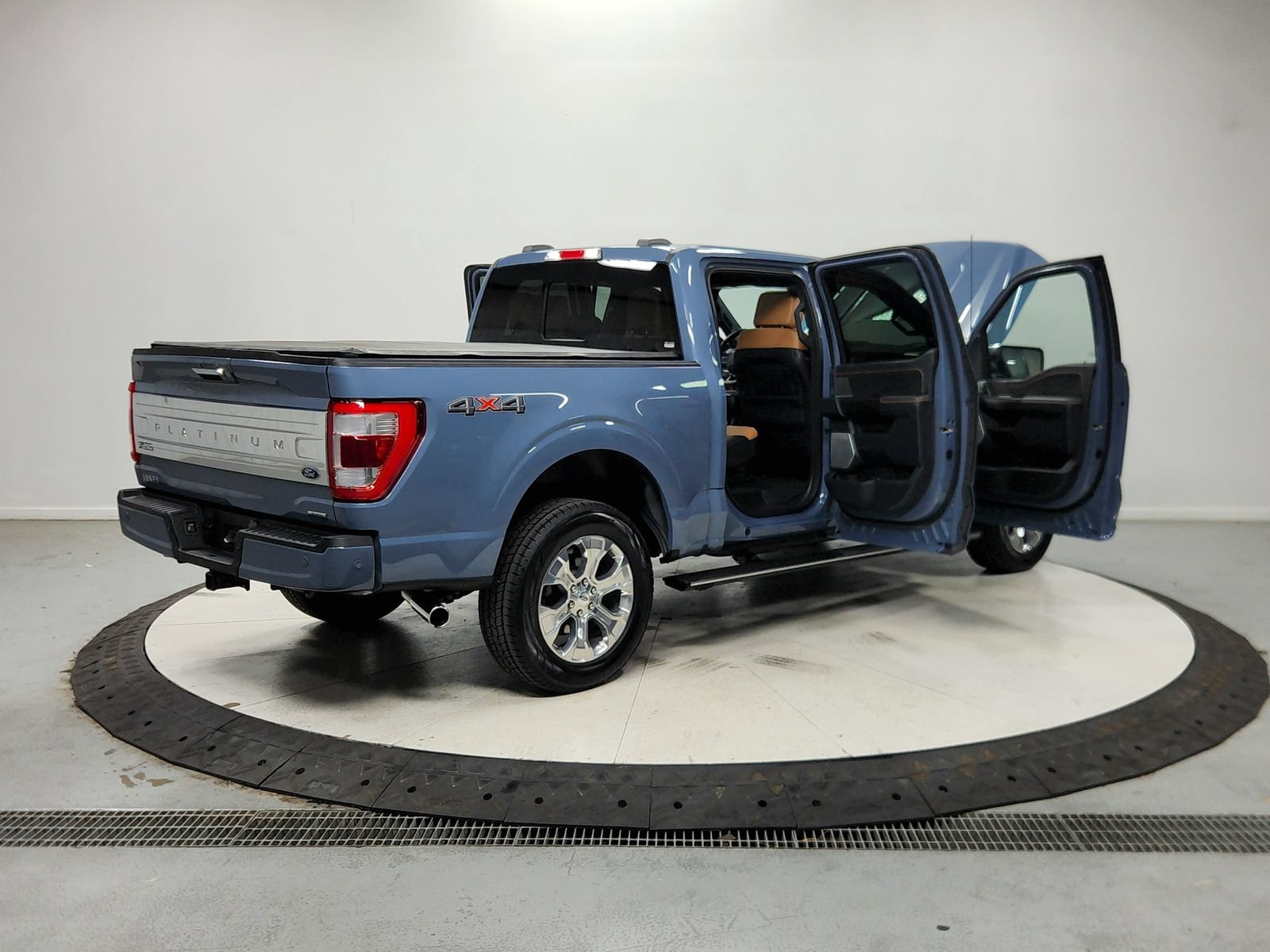 Used 2023 Ford F150 Platinum w/ Equipment Group 701A High AWD/4WD image 16