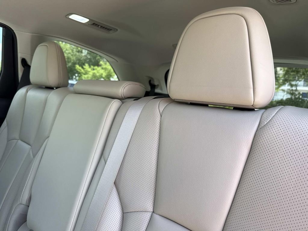 Used 2022 Subaru Ascent Limited w/ Technology Package image 13