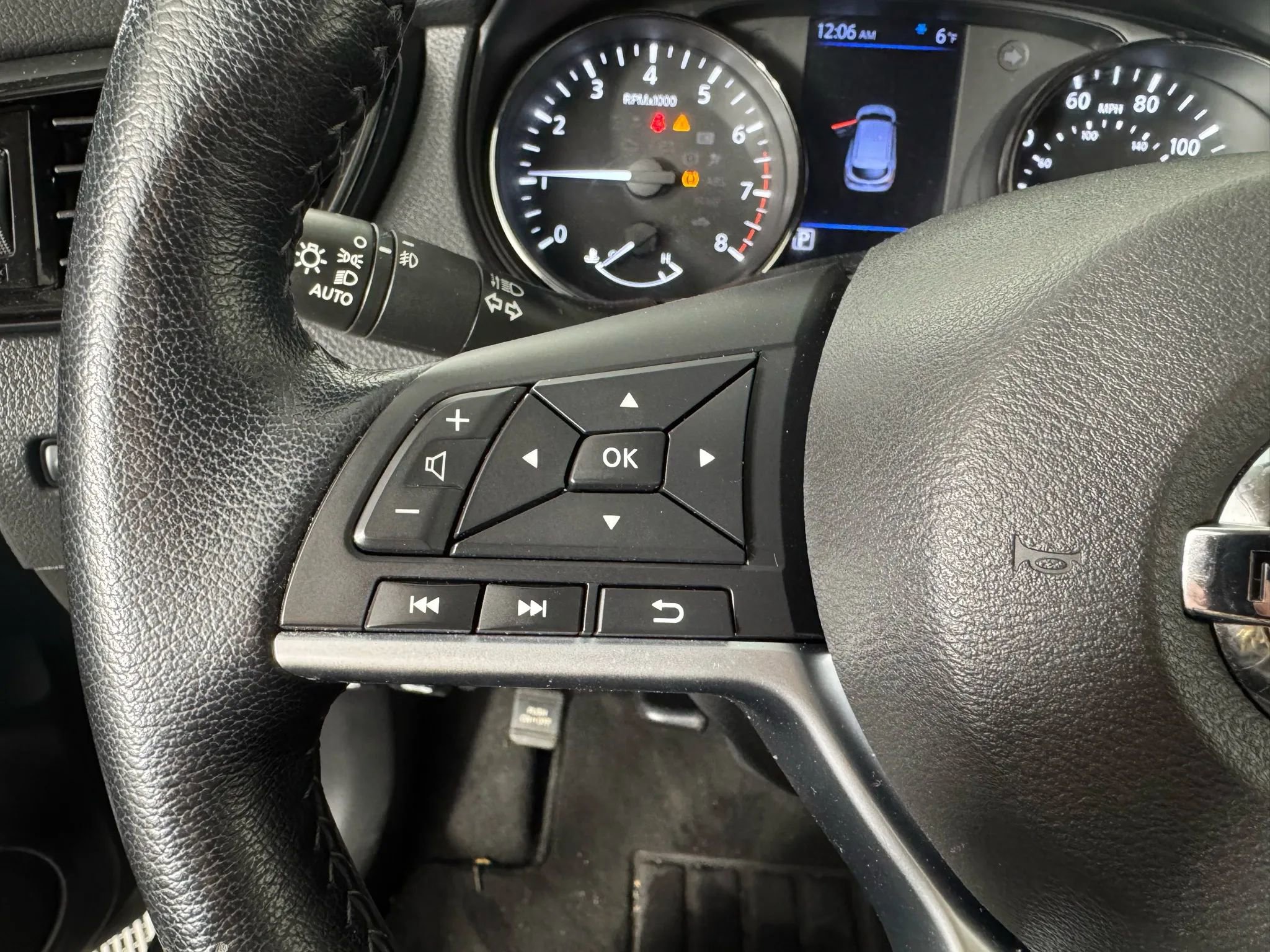 Used 2021 Nissan Rogue Sport SV image 15