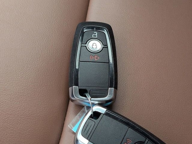 Certified 2023 Ford Maverick Lariat w/ Lariat Luxury Package image 29