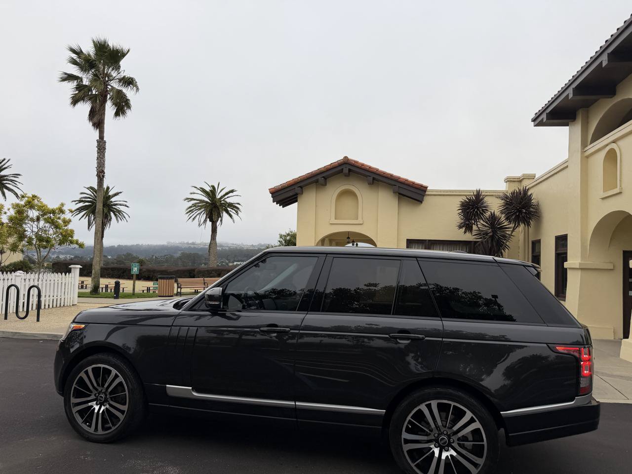 Used 2014 Land Rover Range Rover Supercharged AWD/4WD image 13