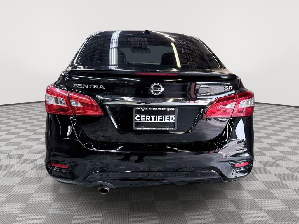 Used 2019 Nissan Sentra SR w/ Premium Package (SR) FWD image 4