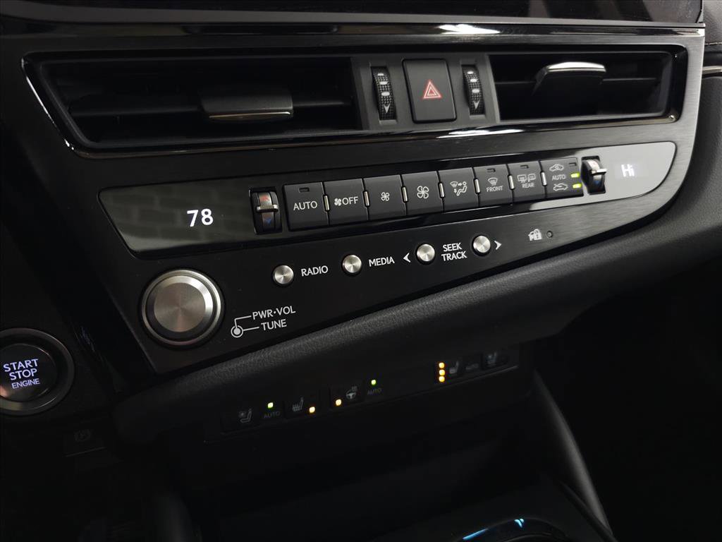 Certified 2024 Lexus ES 350 w/ Premium Package image 26