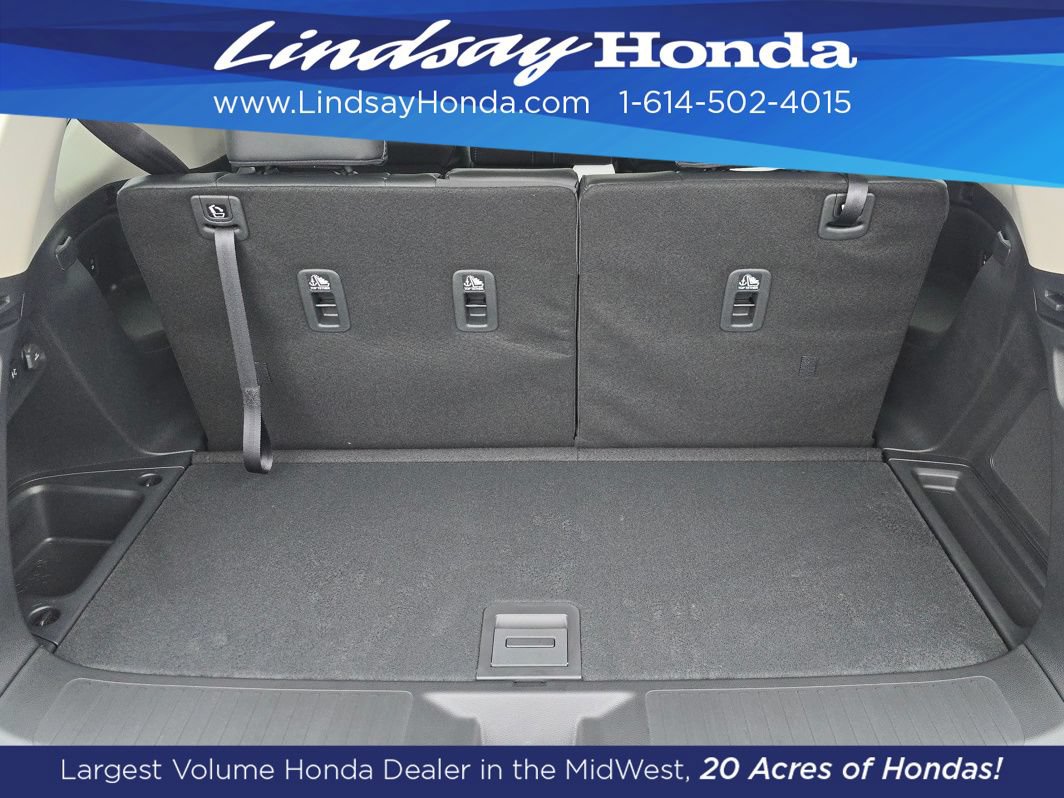 New 2025 Honda Pilot Touring image 2