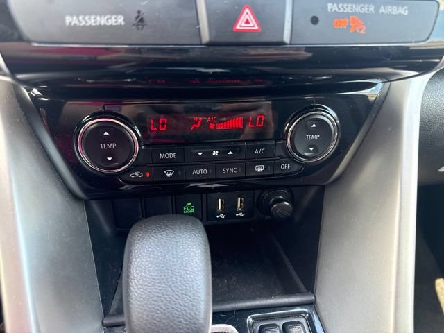 Used 2022 Mitsubishi Eclipse Cross FWD image 22