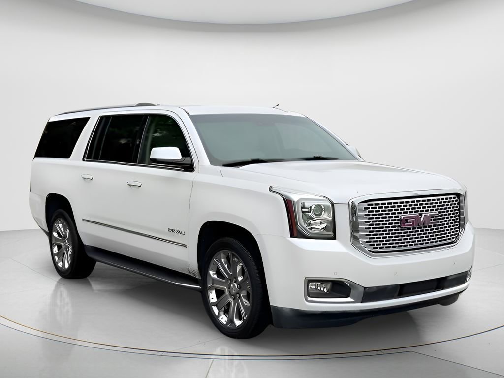 Used 2017 GMC Yukon XL Denali w/ Open Road Package image 32