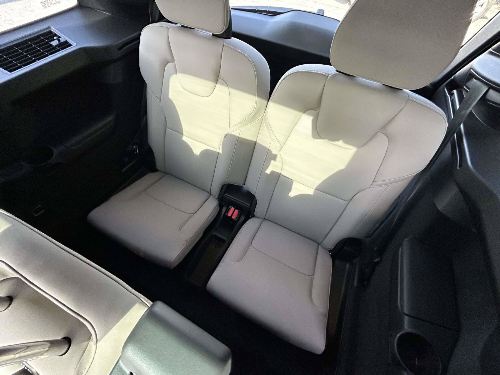 New 2026 Volvo XC90 B6 Plus AWD/4WD image 13