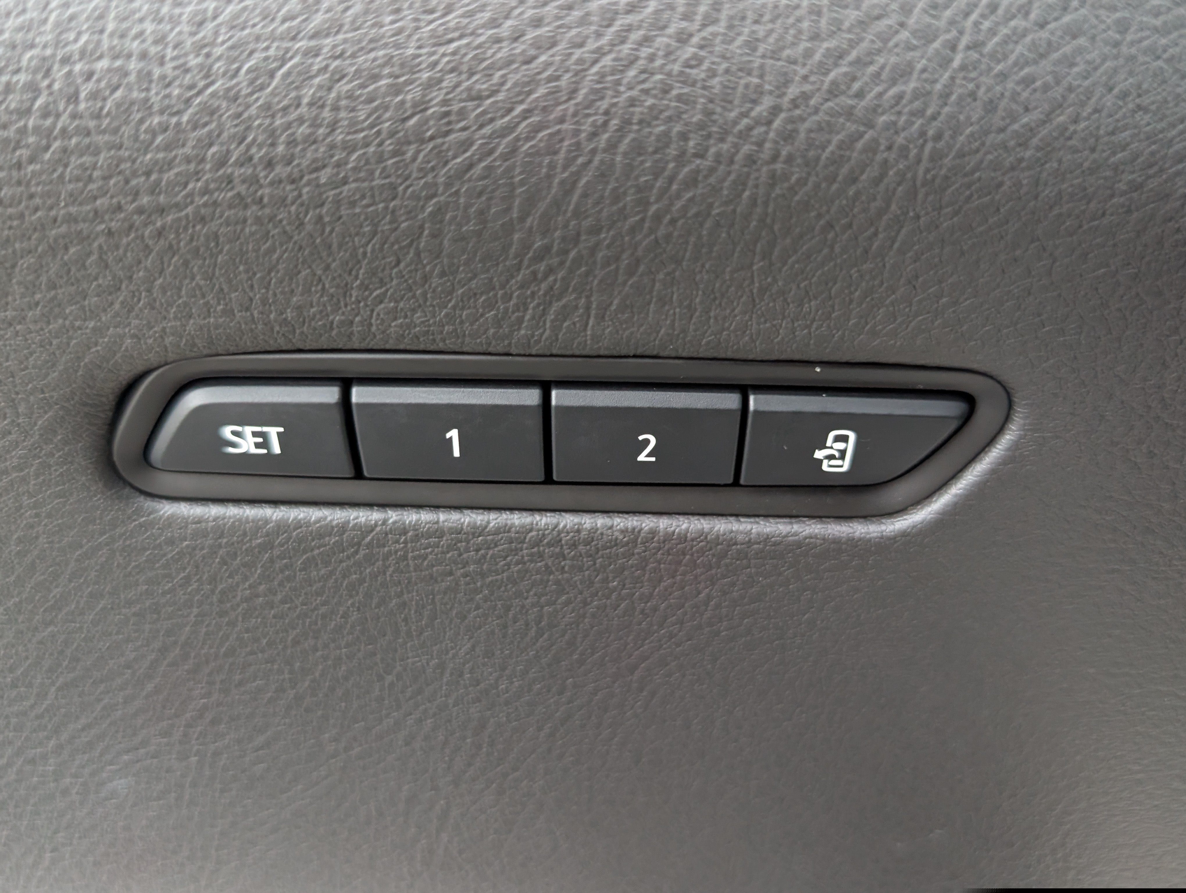 Used 2020 Cadillac XT6 Sport AWD/4WD image 22