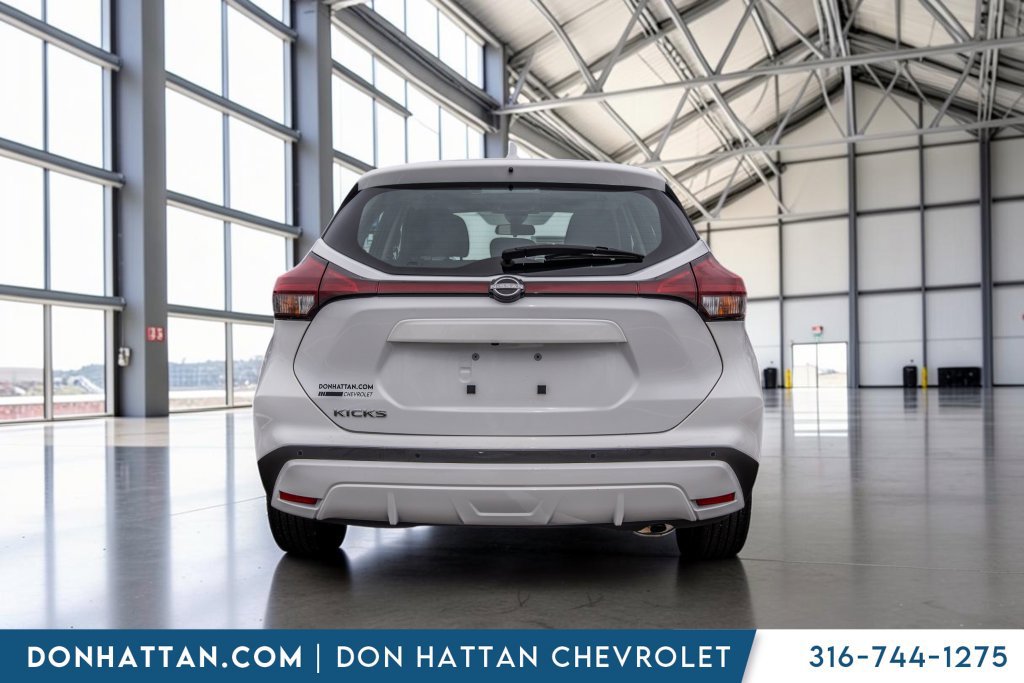 Used 2024 Nissan Kicks S FWD image 25