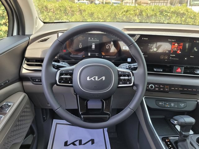 New 2026 Kia Carnival EX FWD image 12