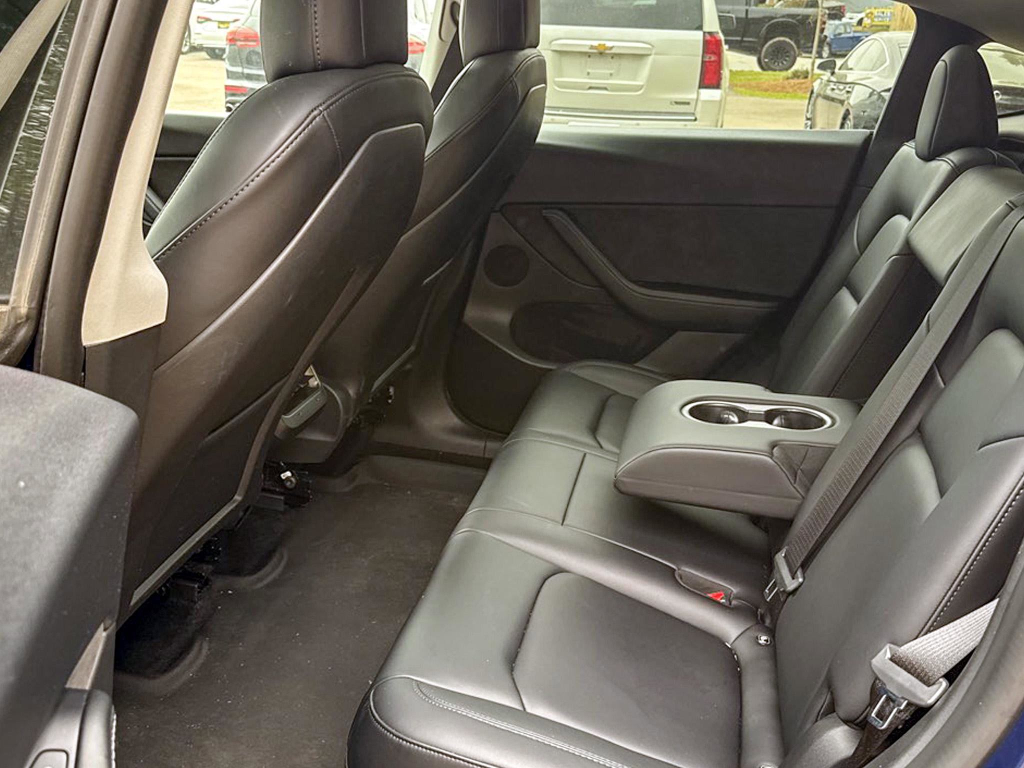 Used 2022 Tesla Model Y Performance image 31