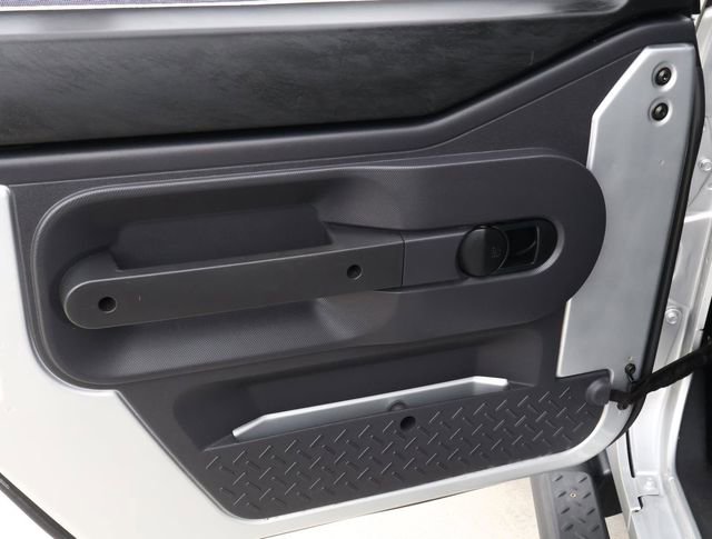 Used 2010 Jeep Wrangler Unlimited Sport w/ Black Appearance Group image 13