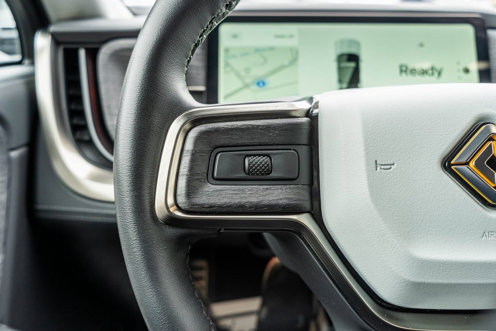 Used 2024 Rivian R1S Adventure image 26