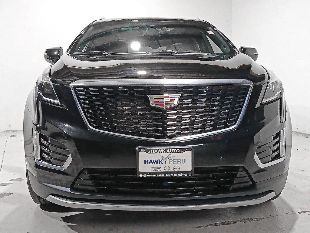 Used 2024 Cadillac XT5 Premium Luxury AWD/4WD image 2