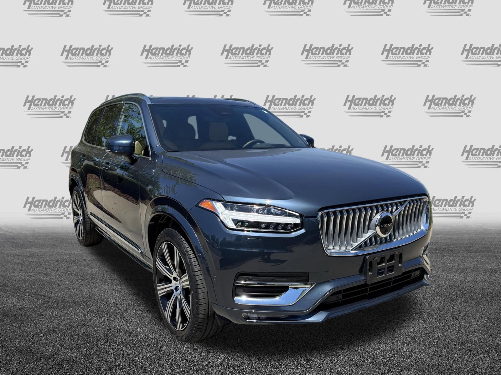 Used 2024 Volvo XC90 B6 Ultimate w/ Protection Package Premier AWD/4WD image 2